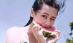 网红爱婷哥吃瓜头像是谁,揭秘网红爱婷哥吃瓜头像背后的神秘人物