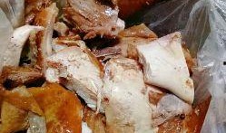 西安爆料两只烧鸡视频,两只烧鸡引发味蕾狂欢