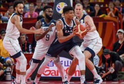 nba球球最新爆料,揭秘球星转会内幕与赛场风云变幻！”