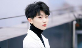 爆料马嘉祺恋情视频,甜蜜互动引粉丝热议