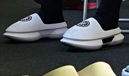 李宁新拖鞋爆料了吗视频,时尚与舒适并存，引领潮流新趋势