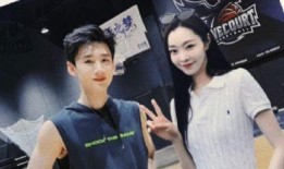 圈内爆料宋威龙恋情,甜蜜互动引粉丝热议