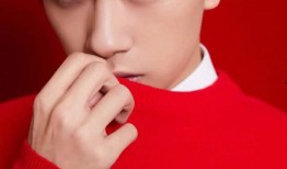 易烊千玺父亲圈内爆料,娱乐圈背后的真实故事