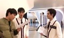 爱豆娱乐爆料视频,揭秘明星幕后故事