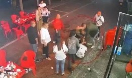 外国爆料唐山打人视频,街头冲突视频曝光引发社会关注